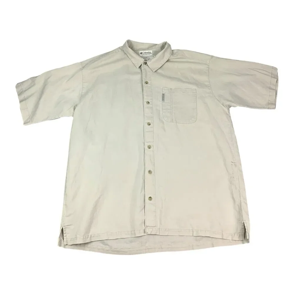 Columbia Sportswear Men's XL Beige Khaki Short Sleeve Button Down Casual Shirt